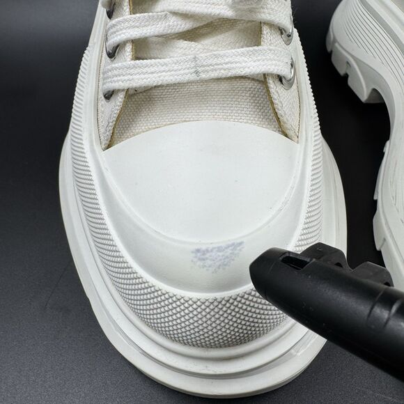 Alexander McQueen Low-TopThread Slick Sneakers White Women's 6.5 US (EU 36.5) - Picture 2 of 16